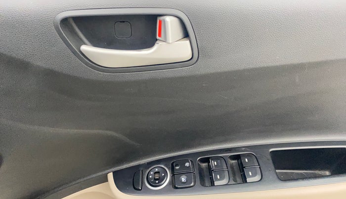 2014 Hyundai Xcent S 1.2, Petrol, Manual, 54,105 km, Driver Side Door Panels Control