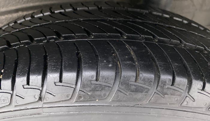 2020 Maruti New Wagon-R VXI 1.0, Petrol, Manual, 35,874 km, Left Rear Tyre Tread