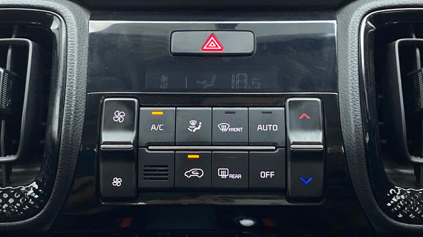 2022 KIA SONET GTX PLUS 1.5 AT, Diesel, Automatic, 5,758 km, Automatic Climate Control