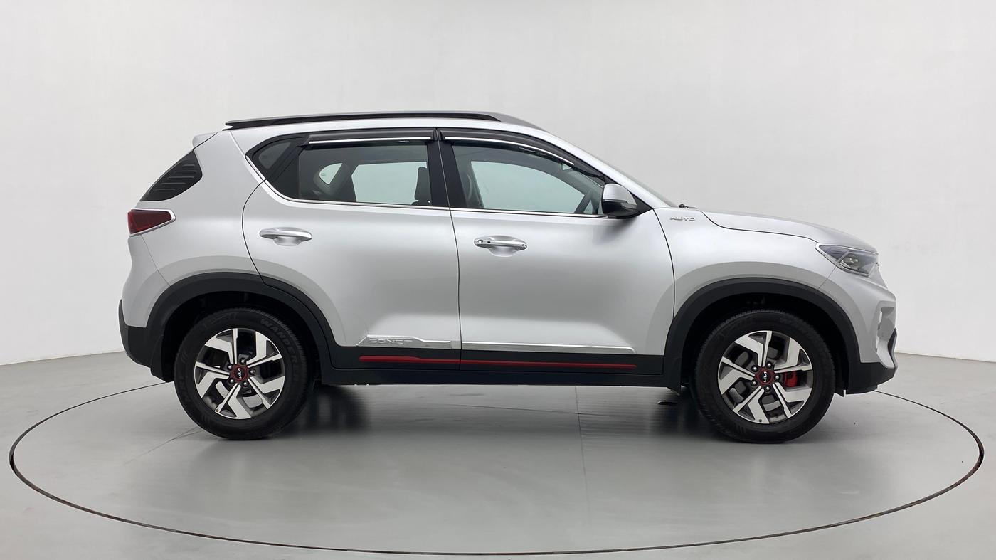 2022 KIA SONET GTX PLUS 1.5 AT, Diesel, Automatic, 5,758 km, Right Side View