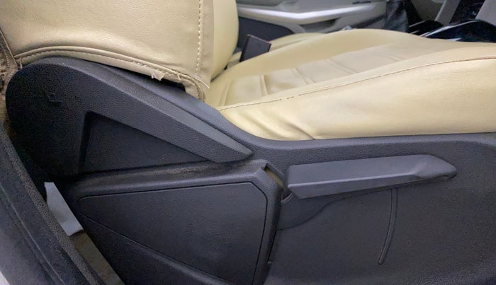 2015 Ford Ecosport TREND+ 1.0L ECOBOOST, Petrol, Manual, 65,257 km, Driver Side Adjustment Panel