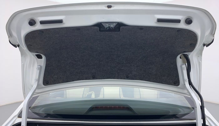 2022 Honda City 1.5L I-VTEC V MT 5TH GEN, Petrol, Manual, 20,344 km, Boot Door Open
