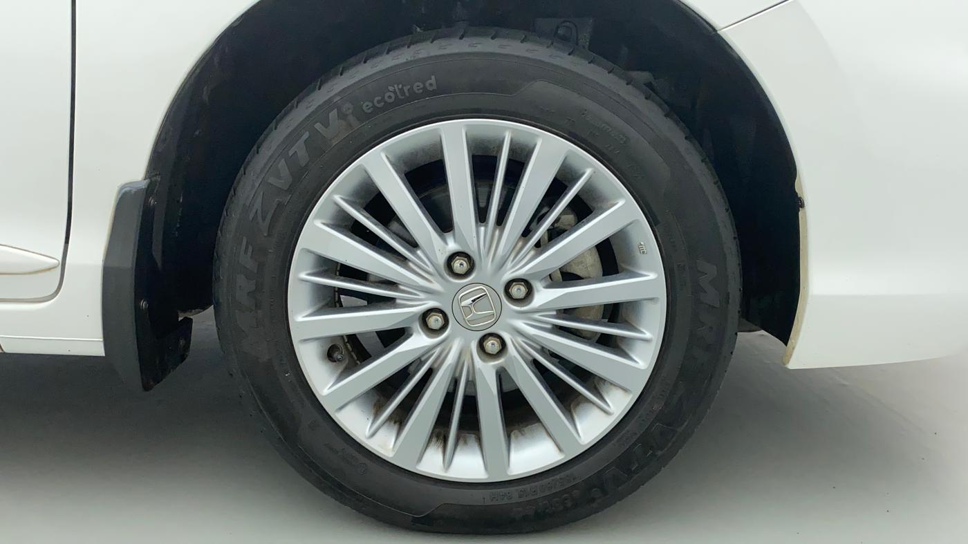 2022 Honda City 1.5L I-VTEC V MT 5TH GEN, Petrol, Manual, 20,344 km, Right Front Wheel