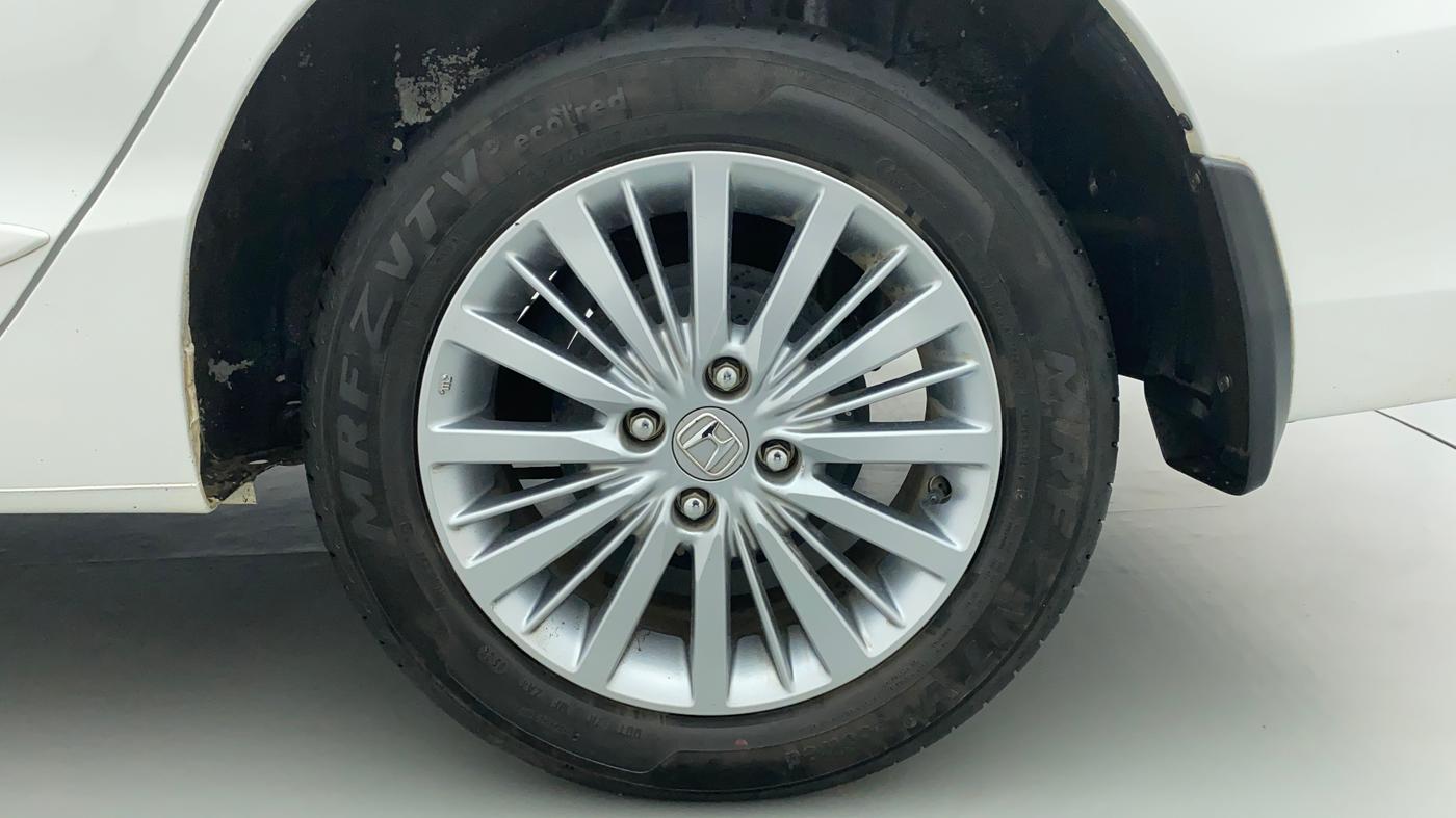 2022 Honda City 1.5L I-VTEC V MT 5TH GEN, Petrol, Manual, 20,344 km, Left Rear Wheel