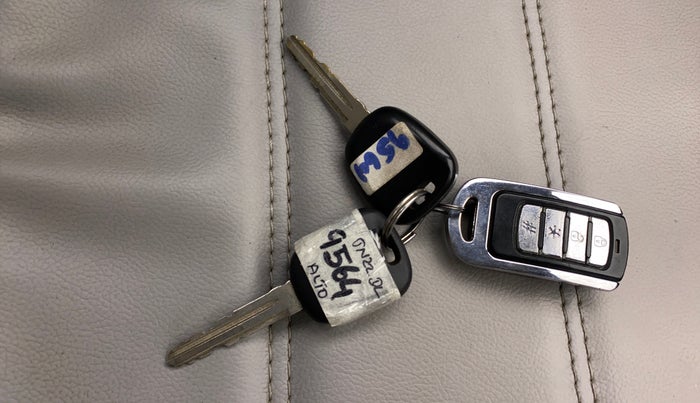 2018 Maruti Alto 800 LXI, Petrol, Manual, 27,472 km, Key Close Up