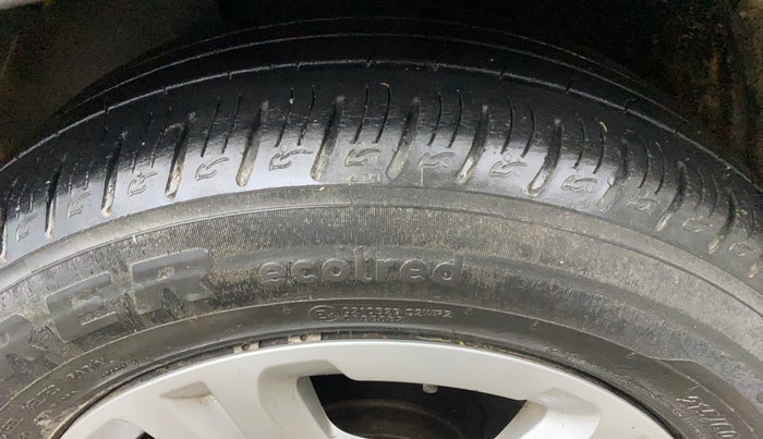 2021 KIA SONET HTK 1.2, Petrol, Manual, 45,927 km, Left Front Tyre Tread