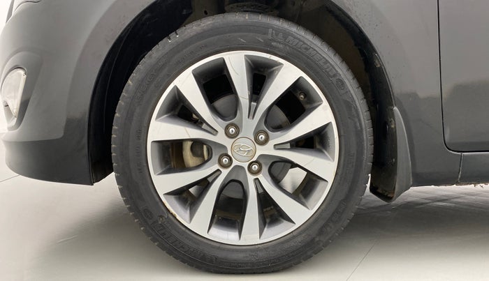 2017 Hyundai Verna FLUIDIC 1.6 SX VTVT, Petrol, Manual, 84,183 km, Left Front Wheel