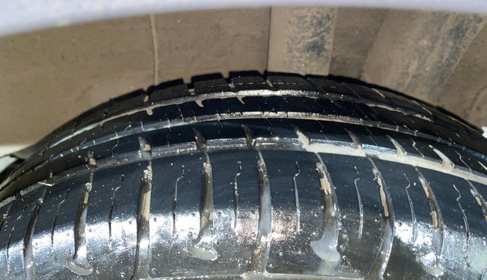 2019 Hyundai Grand i10 MAGNA 1.2 KAPPA VTVT, Petrol, Manual, 8,320 km, Left Rear Tyre Tread