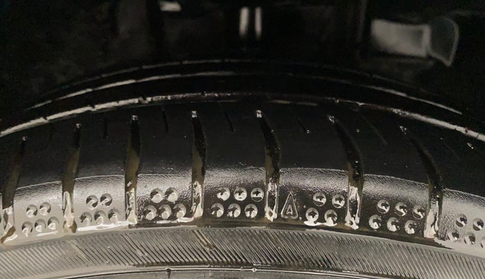 2019 Tata TIGOR XZ PLUS PETROL, Petrol, Manual, 54,267 km, Right Front Tyre Tread