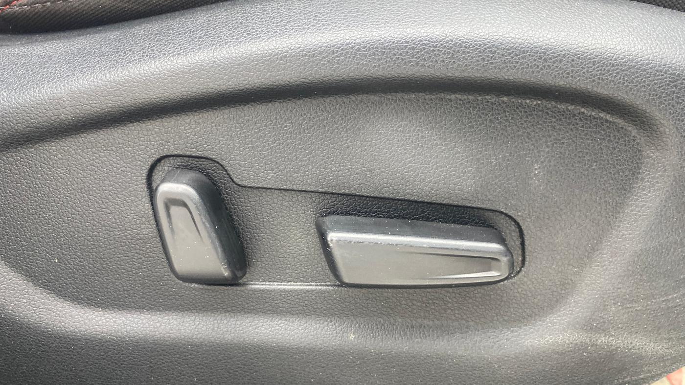 2023 Hyundai Creta SX (O) 1.4 TURBO DCT, Petrol, Automatic, 26,136 km, Driver Side Adjustment Panel