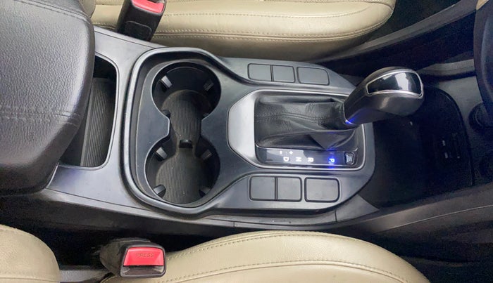 2014 Hyundai Santa Fe 4 WD AT, Diesel, Automatic, 88,620 km, Gear Lever