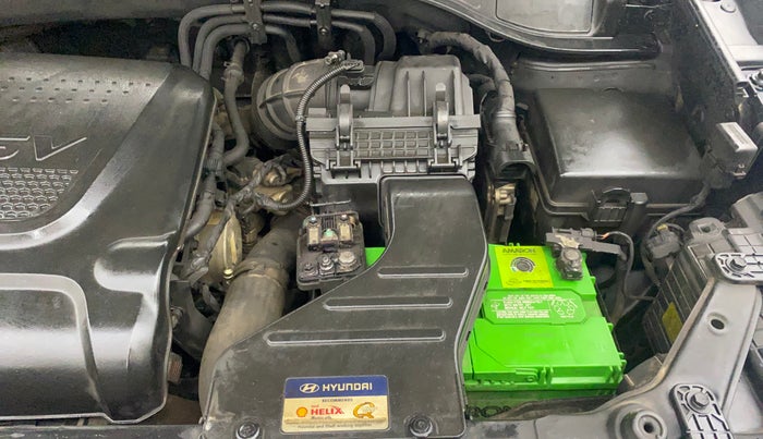 2014 Hyundai Santa Fe 4 WD AT, Diesel, Automatic, 88,620 km, Engine View - Left