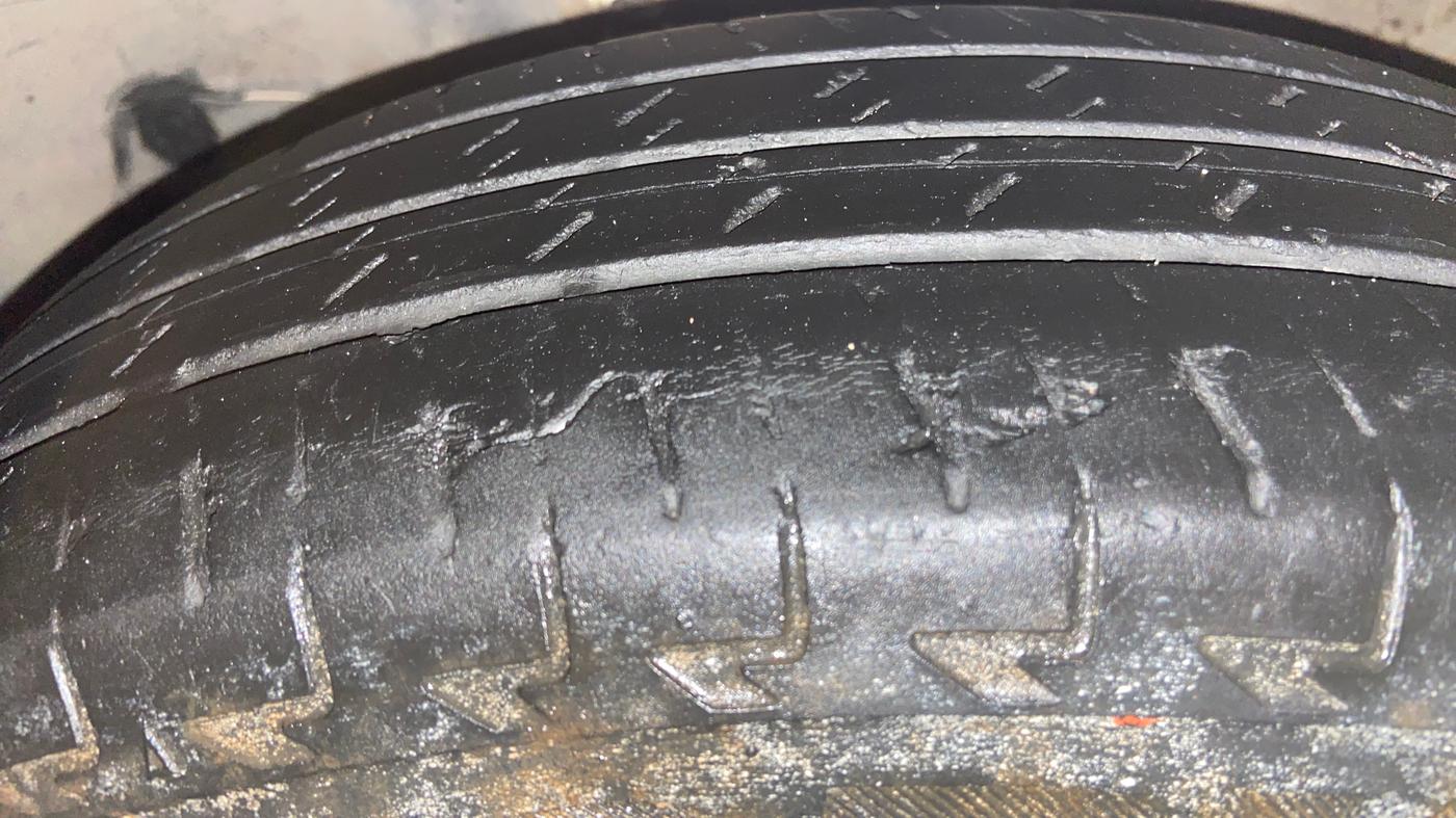 2022 Maruti Celerio ZXI, Petrol, Manual, 61,962 km, Left Front Tyre Tread