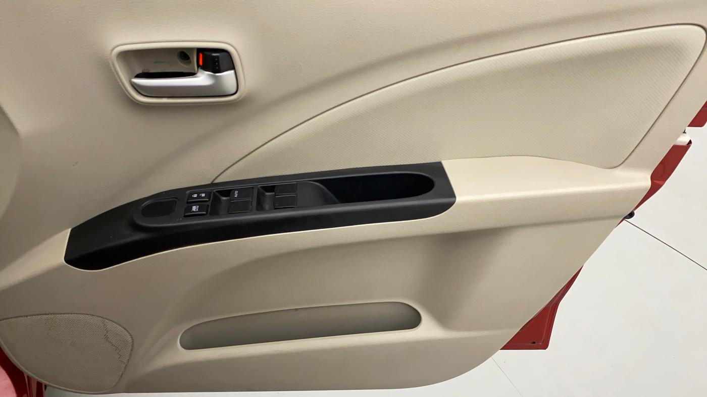 2018 Maruti Celerio VXI d, Petrol, Manual, 31,822 km, Driver Side Door Panels Control