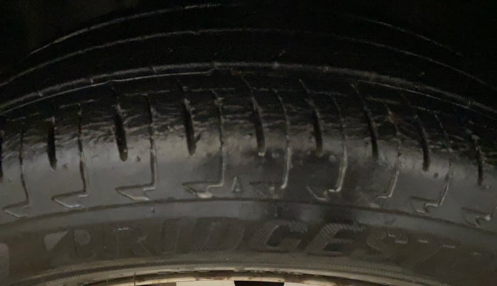 2018 Maruti IGNIS SIGMA 1.2, Petrol, Manual, 37,444 km, Left Front Tyre Tread