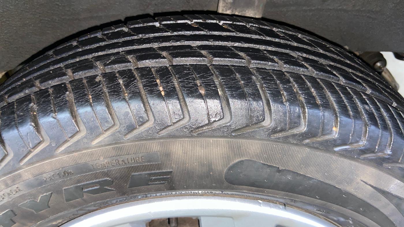 2018 Renault Kwid RXL, Petrol, Manual, 75,206 km, Left Rear Tyre Tread