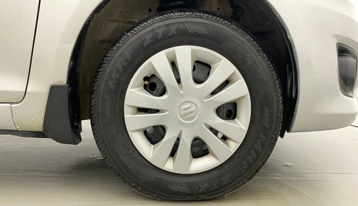 2012 Maruti Swift Dzire VXI, Petrol, Manual, 73,936 km, Right Front Wheel