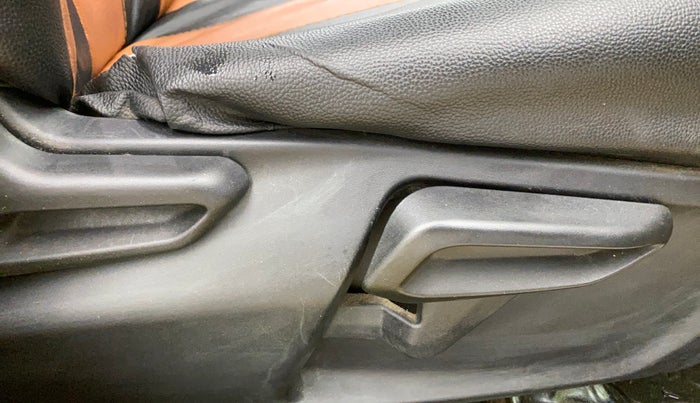 2020 Tata Tiago XZ PLUS PETROL, Petrol, Manual, 95,116 km, Driver Side Adjustment Panel