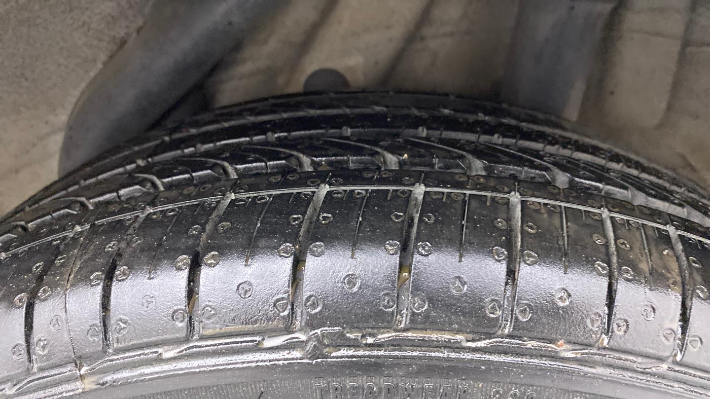 2018 Hyundai Verna 1.6 CRDI SX + AT, Diesel, Automatic, 75,269 km, Left Rear Tyre Tread