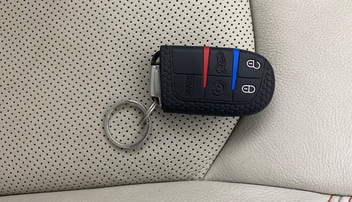 2018 Jeep Compass LIMITED 1.4 PETROL AT, Petrol, Automatic, 1,00,933 km, Key Close Up