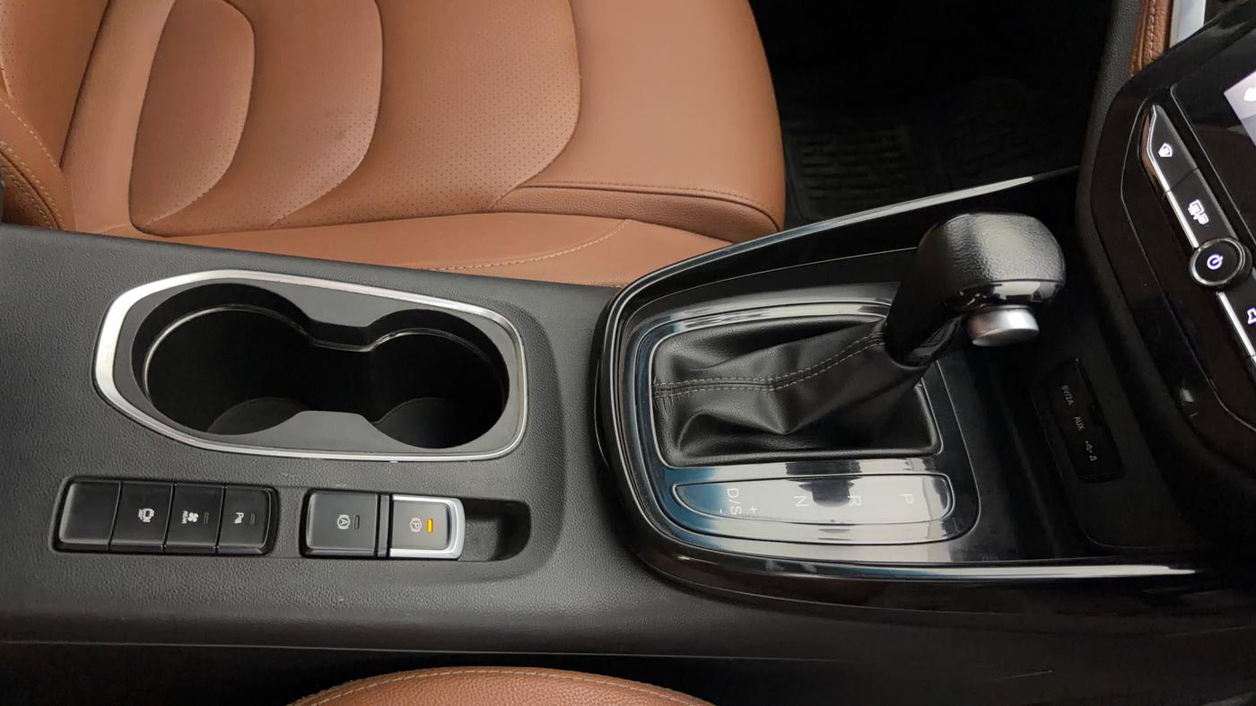 2020 MG HECTOR PLUS SHARP 1.5 PETROL TURBO DCT 6-STR, Petrol, Automatic, 61,023 km, Gear Lever