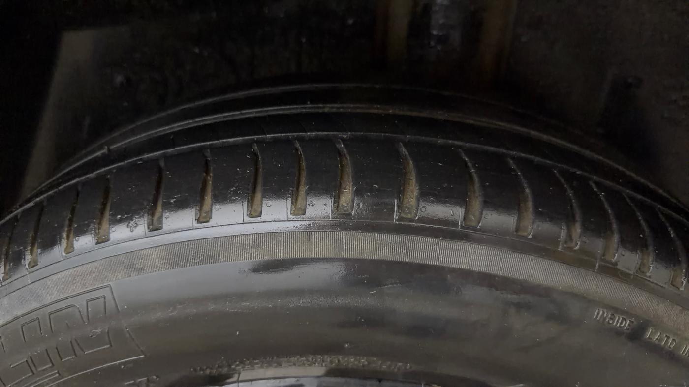 2020 MG HECTOR PLUS SHARP 1.5 PETROL TURBO DCT 6-STR, Petrol, Automatic, 61,023 km, Left Rear Tyre Tread
