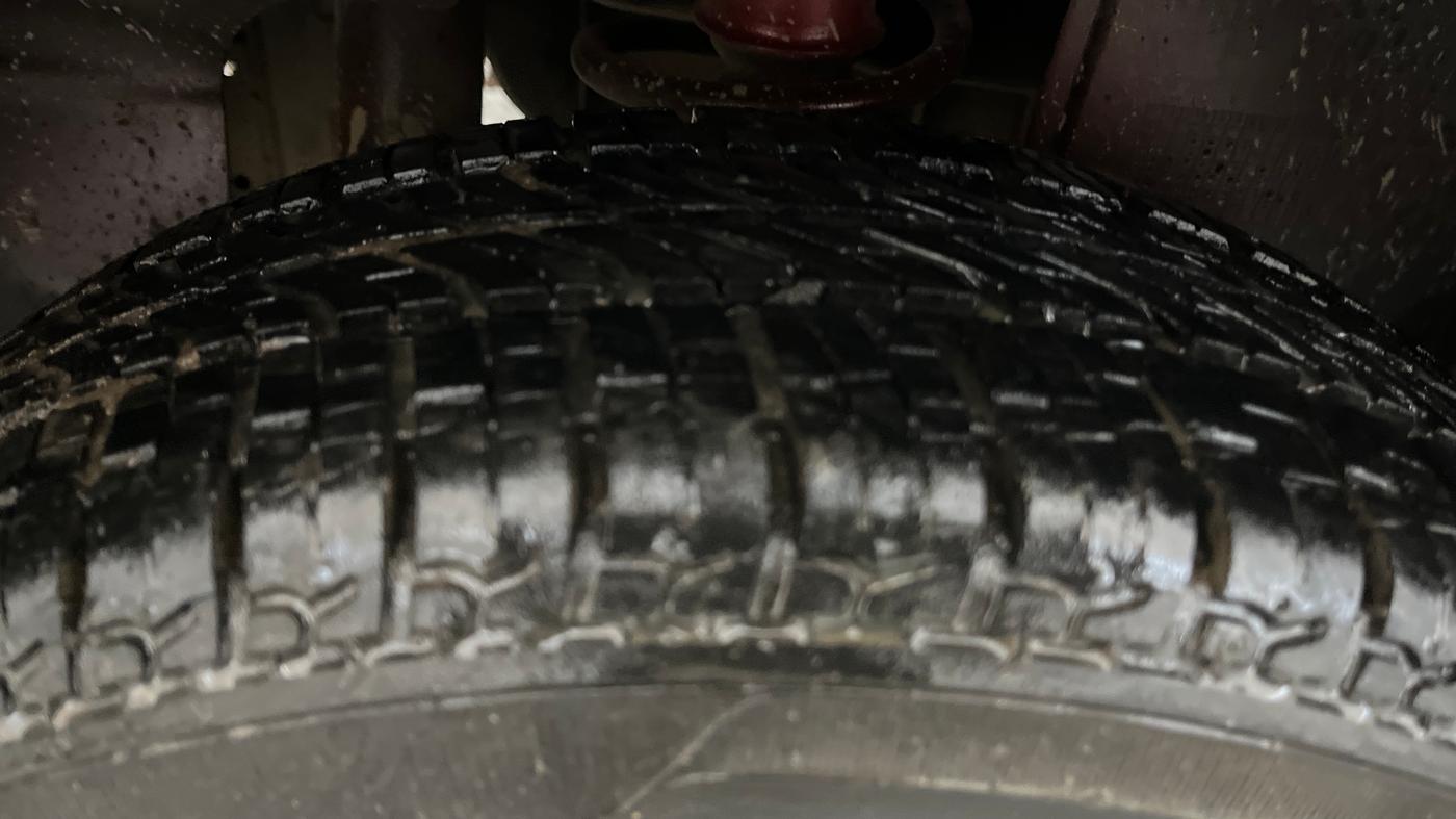 2015 Tata Nano TWIST XTA, Petrol, Automatic, 32,704 km, Right Rear Tyre Tread