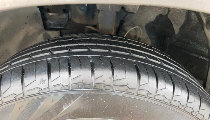 2019 Hyundai VENUE S 1.0 TURBO DCT, Petrol, Automatic, 60,824 km, Left Front Tyre Tread