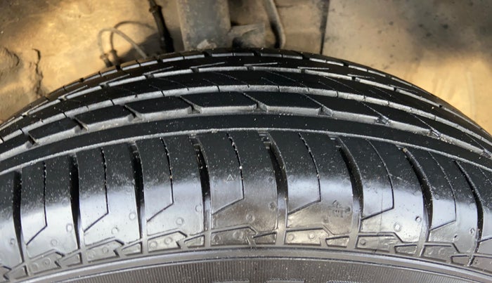 2019 Hyundai VENUE S 1.0 TURBO DCT, Petrol, Automatic, 60,824 km, Right Front Tyre Tread