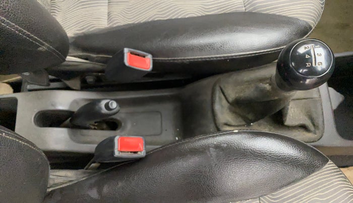 2013 Hyundai Eon ERA +, Petrol, Manual, 82,289 km, Gear Lever