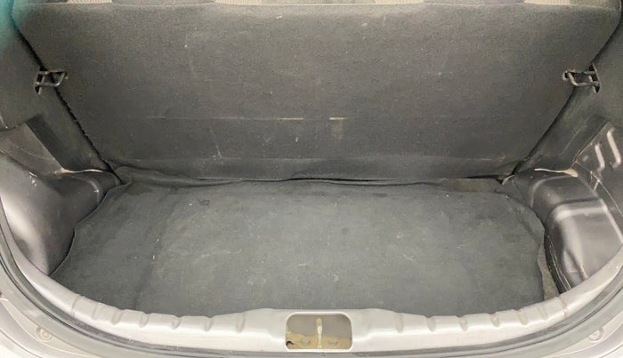 2013 Hyundai Eon ERA +, Petrol, Manual, 82,289 km, Boot Inside