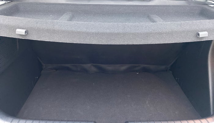 2021 Hyundai NEW I20 ASTA 1.2 MT, Petrol, Manual, 12,483 km, Boot Inside