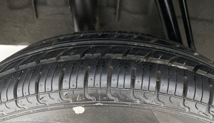 2018 Renault Kwid CLIMBER 1.0, Petrol, Manual, 14,878 km, Right Rear Tyre Tread