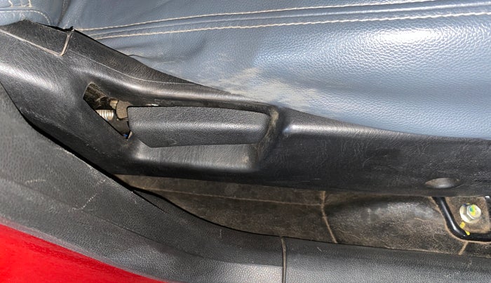 2019 Maruti Alto LXI, Petrol, Manual, 24,299 km, Driver Side Adjustment Panel