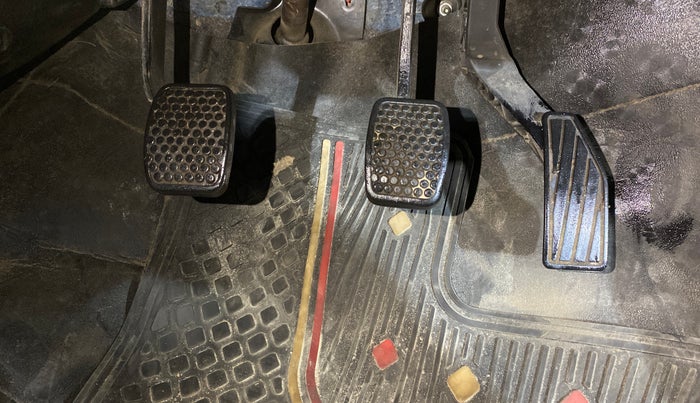 2019 Maruti Alto LXI, Petrol, Manual, 24,299 km, Pedals