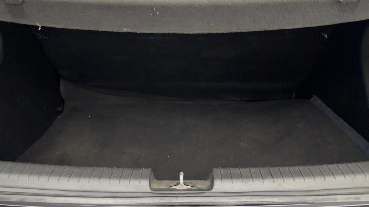 2015 Hyundai Elite i20 MAGNA 1.2, Petrol, Manual, 56,415 km, Boot Inside