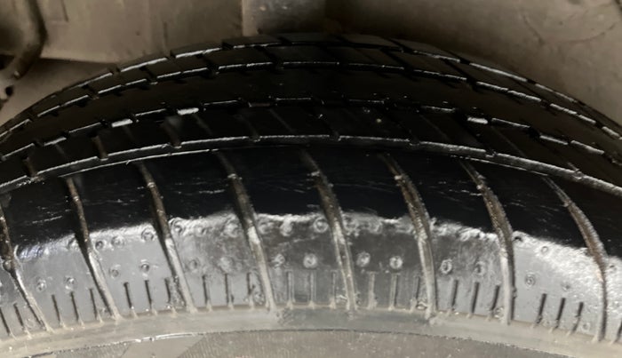 2017 Maruti Celerio ZXI AMT, Petrol, Automatic, 39,972 km, Right Rear Tyre Tread