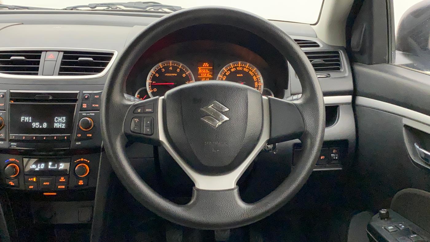 2013 Maruti Swift ZXI, Petrol, Manual, 55,816 km, Steering Wheel Close Up