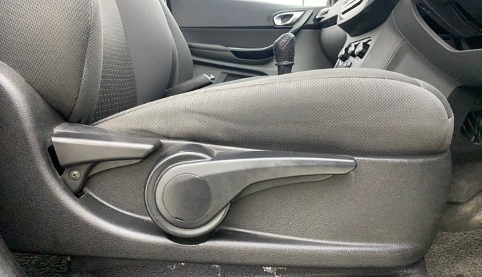 2019 Tata TIGOR XZA PETROL, Petrol, Automatic, 1,06,844 km, Driver Side Adjustment Panel