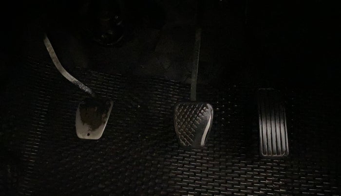 2013 Honda Brio S MT, Petrol, Manual, 83,654 km, Pedals