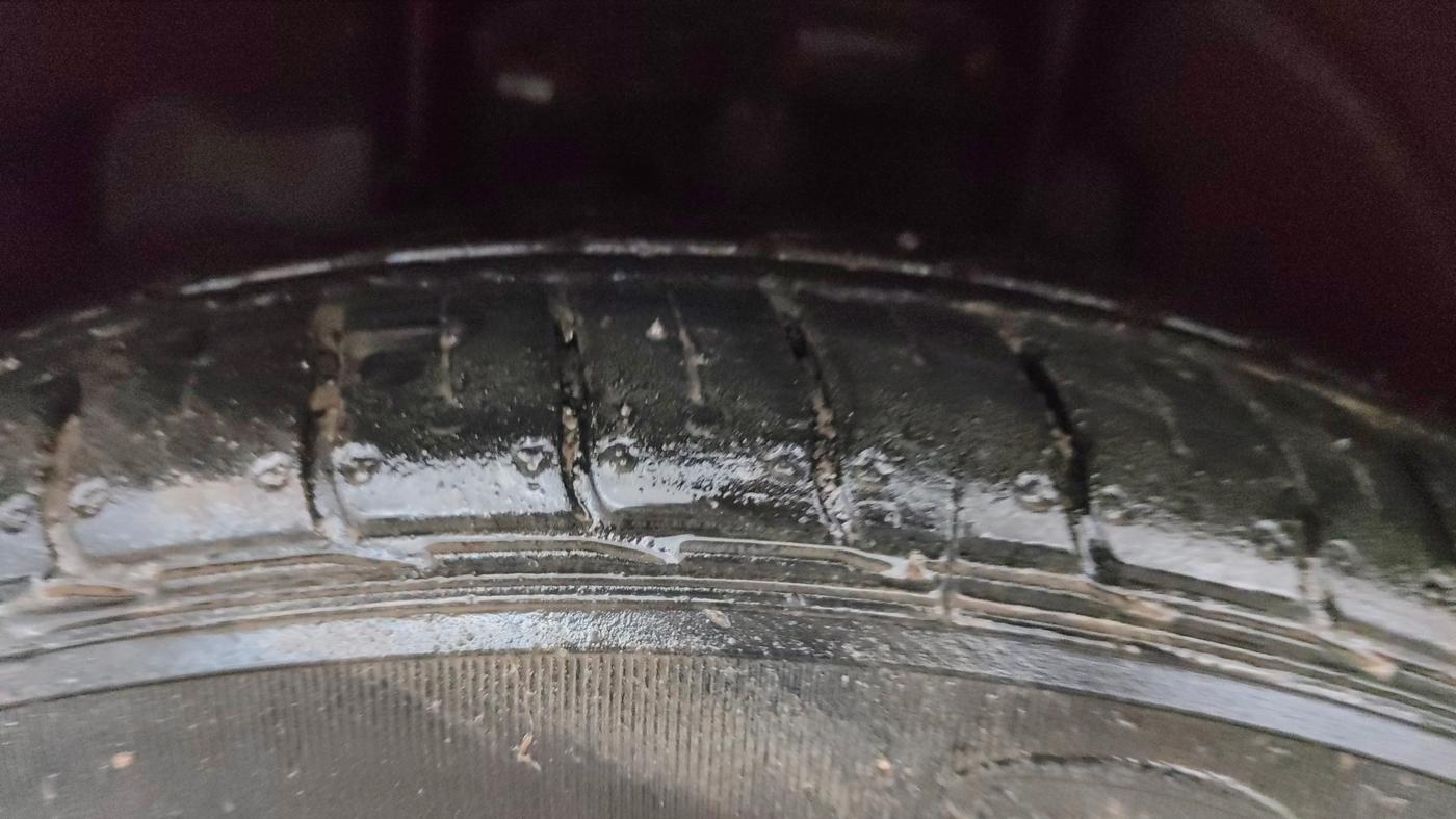 2020 Tata Tiago XZA PLUS PETROL, Petrol, Automatic, 33,895 km, Left Front Tyre Tread
