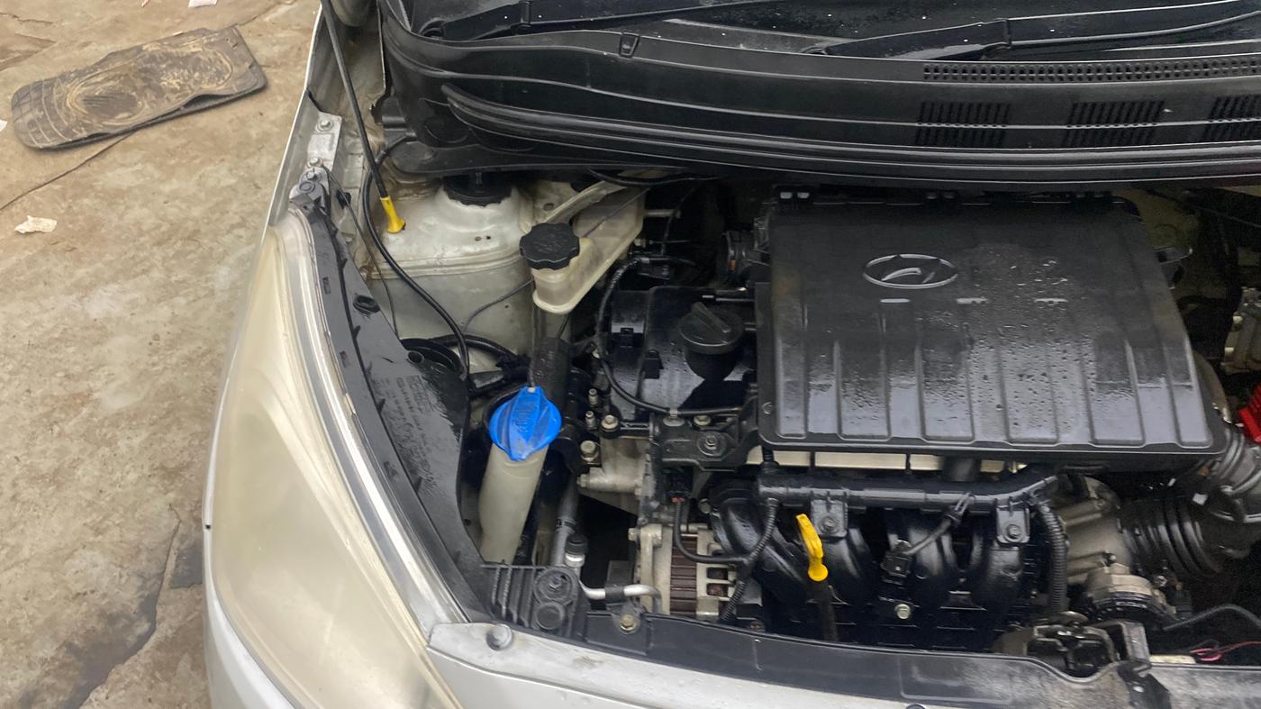 2017 Hyundai Grand i10 SPORTZ (O) 1.2 KAPPA VTVT, Petrol, Manual, 91,360 km, Engine View - Right