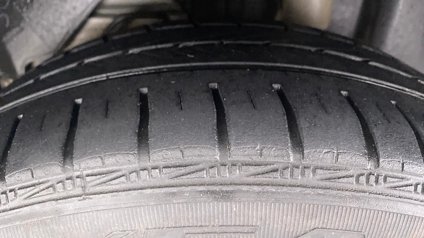 2018 Ford FREESTYLE TITANIUM Plus 1.5 TDCI MT, Diesel, Manual, 37,125 km, Left Rear Tyre Tread