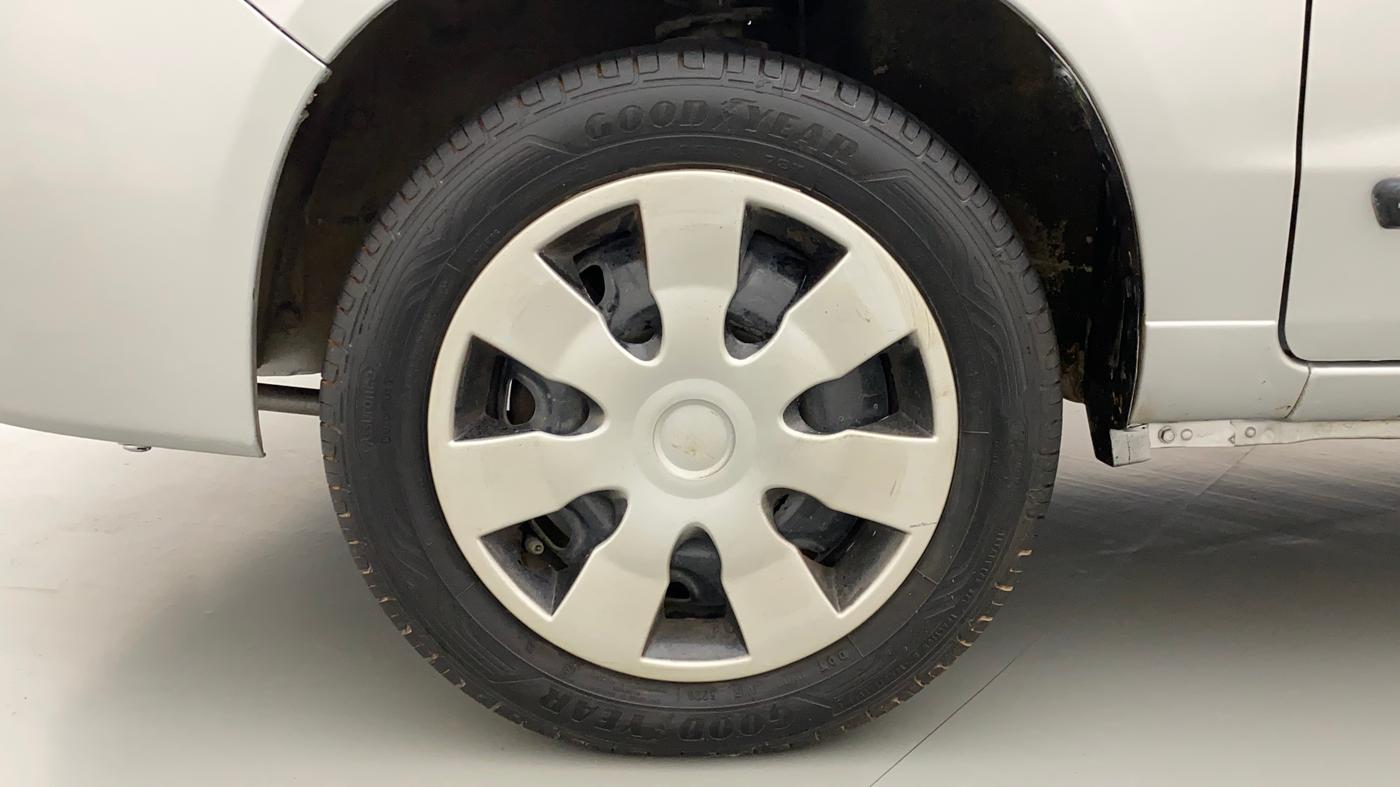 2011 Maruti Alto K10 VXI, Petrol, Manual, 66,971 km, Left Front Wheel