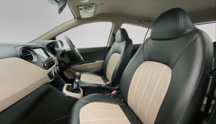 2017 Hyundai Grand i10 SPORTZ O 1.2, Petrol, Manual, 16,036 km, Right Side Front Door Cabin