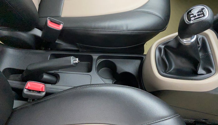 2017 Hyundai Grand i10 SPORTZ O 1.2, Petrol, Manual, 16,036 km, Gear Lever