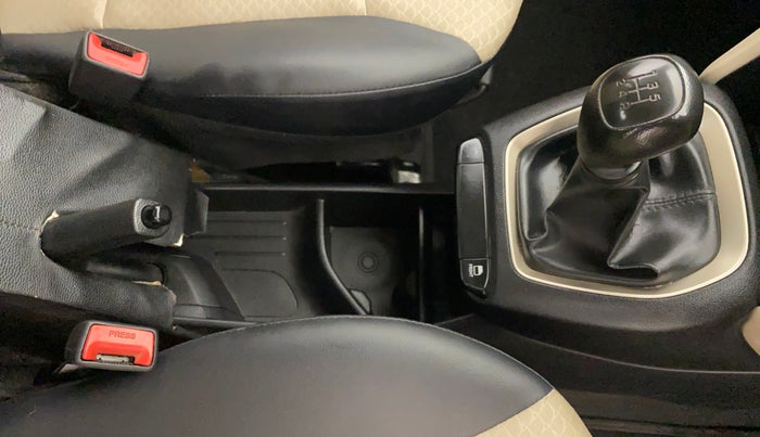 2020 Hyundai NEW SANTRO ERA EXECUTIVE, Petrol, Manual, 92,639 km, Gear Lever