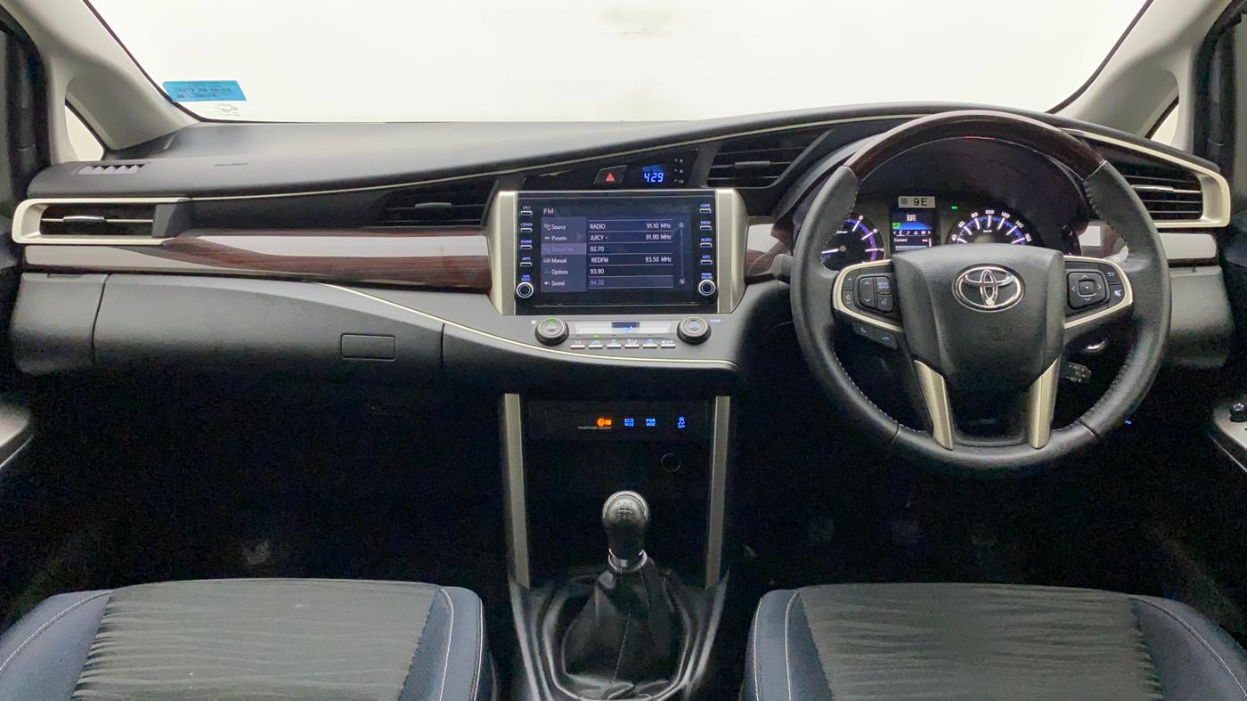 2022 Toyota Innova Crysta 2.7 VX 7 STR, Petrol, Manual, 13,719 km, Dashboard