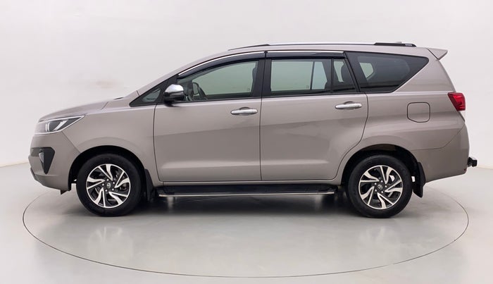 2022 Toyota Innova Crysta 2.7 VX 7 STR, Petrol, Manual, 13,719 km, Left Side