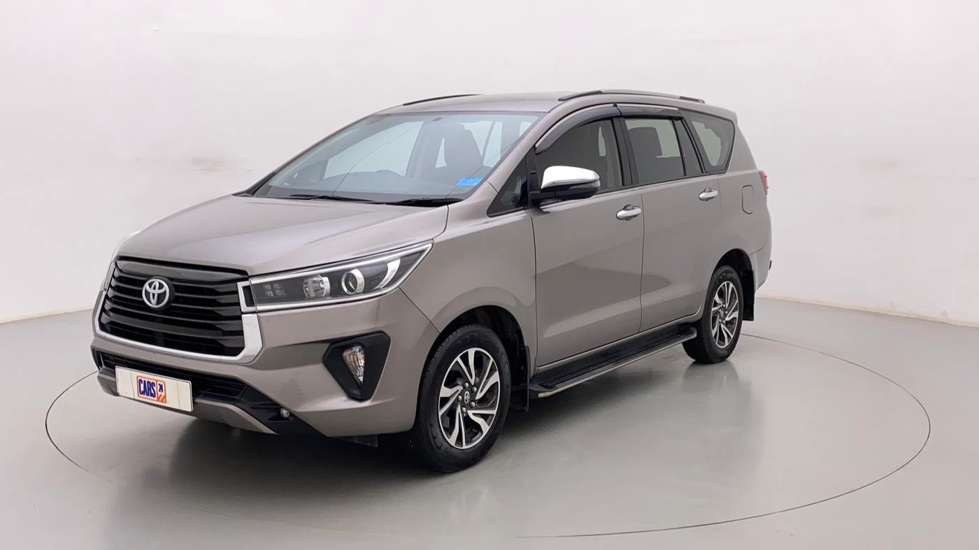 2022 Toyota Innova Crysta 2.7 VX 7 STR, Petrol, Manual, 13,719 km, Left Front Diagonal